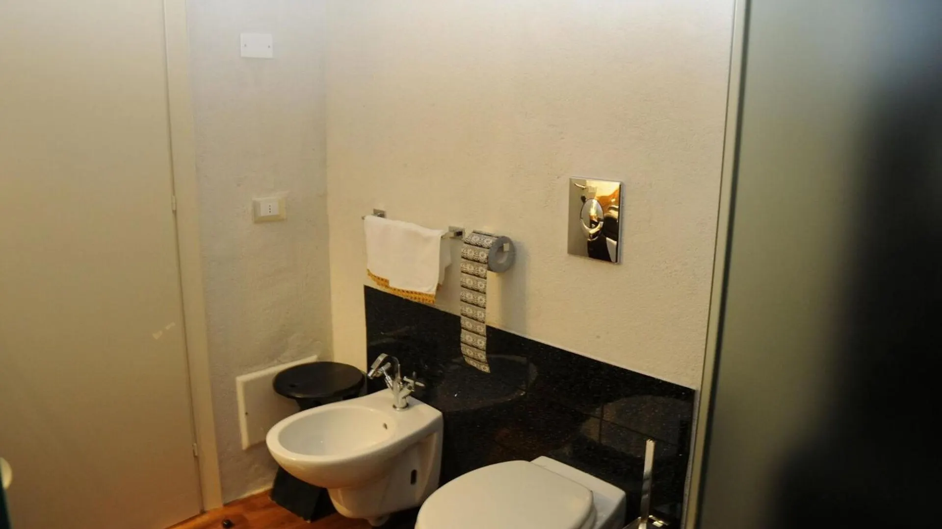 Borgoforte - Mantova, Private Pool, Wifi, Fitness 0*,
